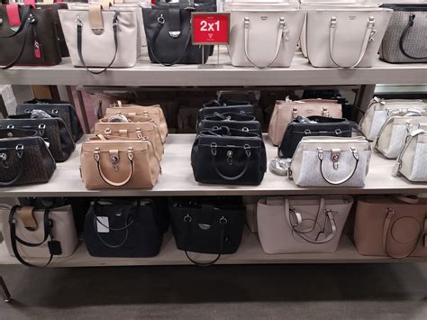 Cupón GUESS ⇒ Obtén descuento junio 2021 | Ofertas - promodescuentos.com