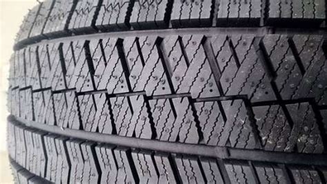 Bridgestone Blizzak Ice 215/60 R17 100T купить в Москве, зимняя шина ...
