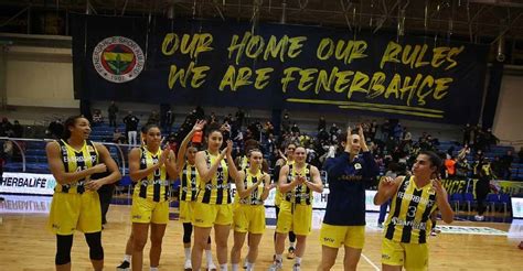 Fenerbahçe Mersini Yenerek Final Serisinde 1 0 Öne Geçti