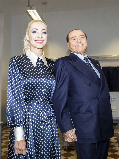 Chi è Marta Fascina Compagna Di Berlusconi E Nuovo Perno Di Forza