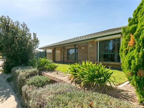 43 Farnsworth Drive Morphett Vale SA 5162 Realestate Au