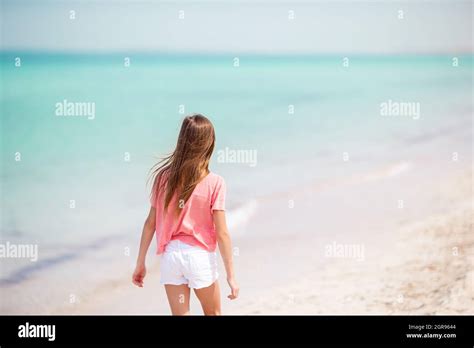 Jahre M Dchen Bikini Fotos Und Bildmaterial In Hoher Aufl Sung