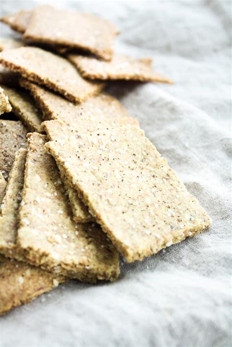 Low-Carb Crackers | Recipe | Real Balanced