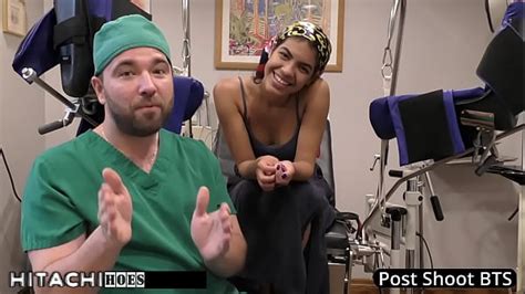 女子高生学校身体検査 Search XVIDEOS