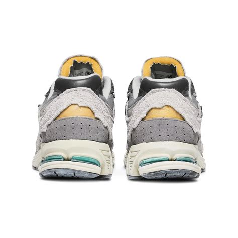 2002R 'Protection Pack - Rain Cloud': New Balance - Rainy Clouds OG