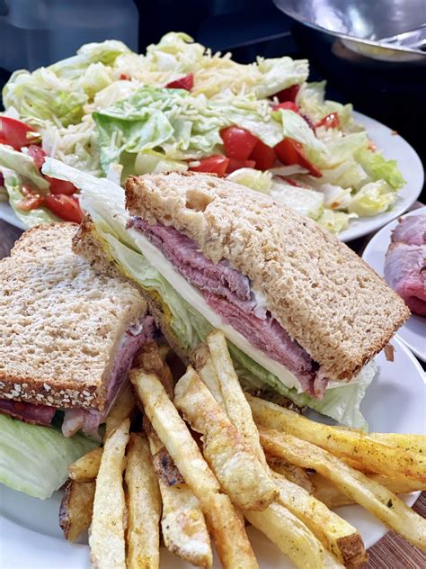 Lunch Meats For Sandwiches at Anna Beyers blog