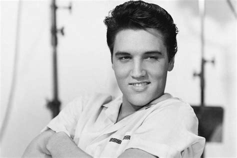 Cómo murió Elvis Presley cuándo fue y la controversia de qué pasó