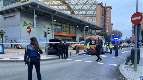 Un Joven Recibe Cuatro Heridas Por Arma Blanca En Puente De Vallecas