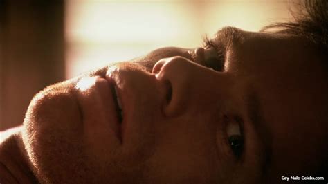 Michael C Hall Shirtless Scenes In Dexter Gay Male Celebs