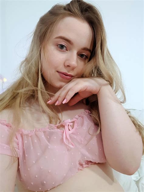 Does Anyone Want To Pull My Golden Hair Nudes Blonde Nude Pics Org