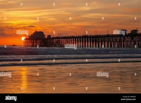 Sunset at Oceanside Pier, Oceanside, California Stock Photo - Alamy