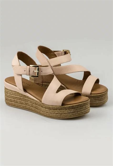 Sandale Nuanta Nude Din Piele Naturala Cu Platforma Dasha Ro