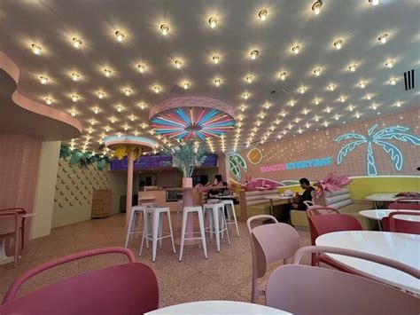 NAKED VEGAN BURGER Paris Restaurant Reviews Photos Phone Number Tripadvisor