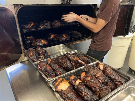 Slows To Go | Detroit MI