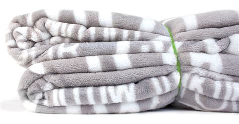 Пледы из велсофта: состав, плюсы и минусы, отзывы. Велсофт: что это за ...