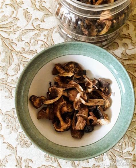 Рецепт: Грибной суп из сухих белых грибов | с картофелем, морковью и луком.