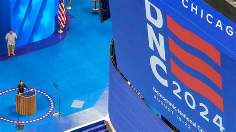 Democratic National Convention Schedule Who Is Speaking Tonight