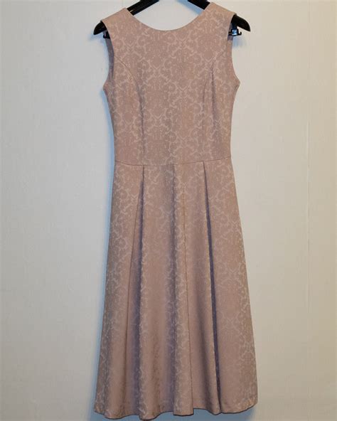 Обзор ручного отпаривателя Kitfort KT-929-2: замена утюгу и ...