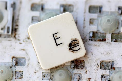 foto de letra   mais fotos de stock de letra  letra  teclado de