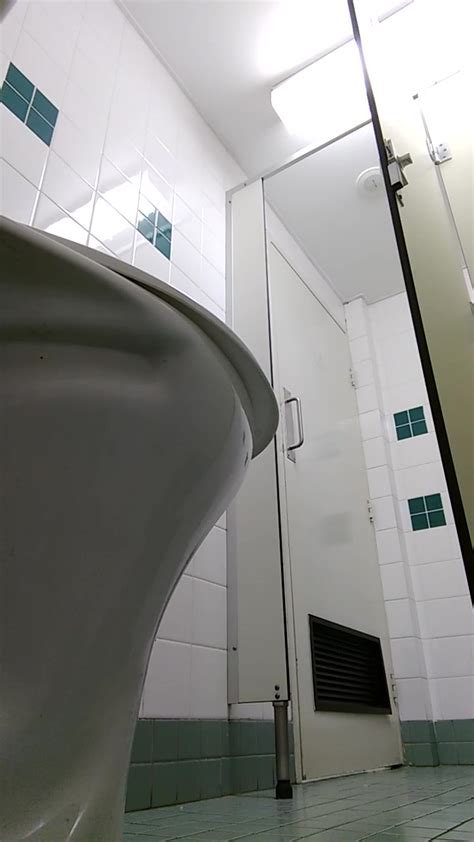 PISS SPY 9 Hot Guy ThisVid