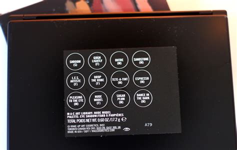 Paleta de Sombras MAC Art Library Nude ModelEu vou de Rosa Cabelos e Cosméticos