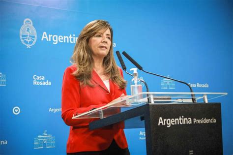 Gabriela Cerruti Contra Cecilia Moreau La Regulación De Las Redes