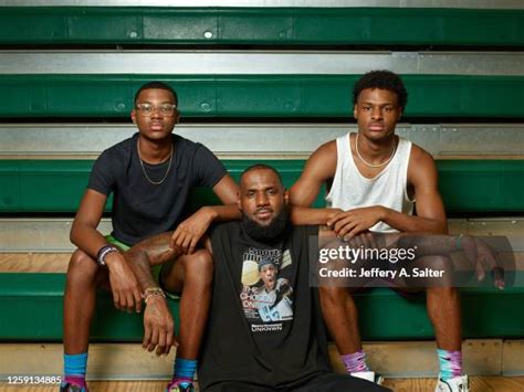 Lebron James Sons Photos and Premium High Res Pictures - Getty Images