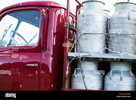 Milk Delivery Truck High Resolution Stock Photography And Images Alamy