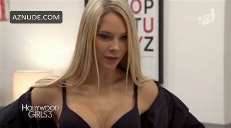 LOUISE BUFFET Nude AZNude