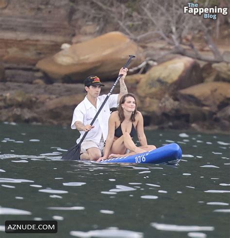 Stormi Bree Henley Sexy Seen With Joe Jonas Showing Off Her Hot Bikini Body On The Harbour Aznude