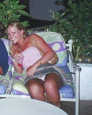 UPSKIRTS FOR REAL VOYEURS IV Porn Pictures XXX Photos Sex Images 502444 PICTOA