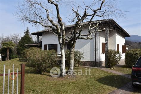 Nude proprietà a Luino in zona Voldomino Casa it