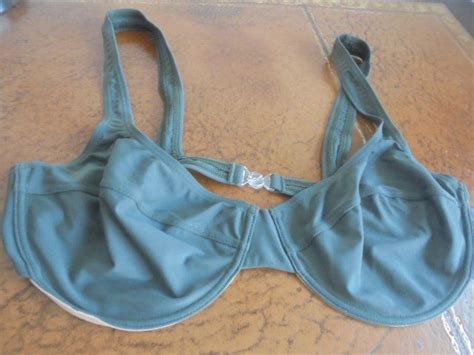 BH von Bikini Gr 44 NEU Neu gemäss Beschreibung in Hinwil für CHF