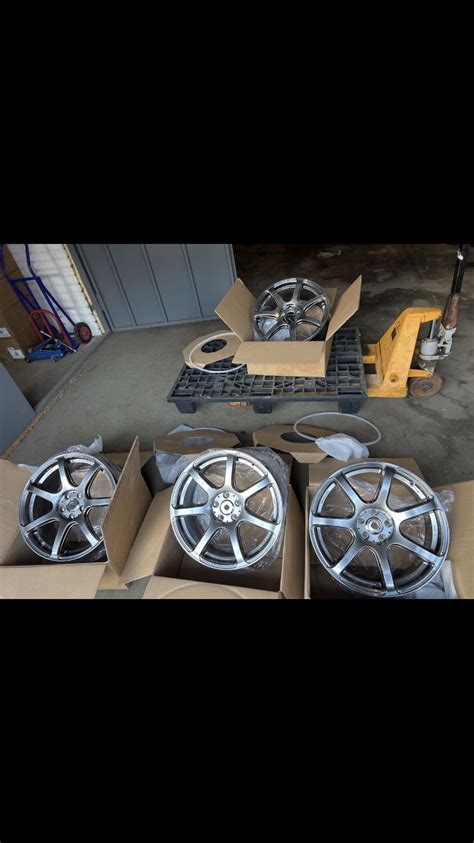 Диски литые реплика — Toyota Avensis II, 2 л, 2008 года | колёсные ...