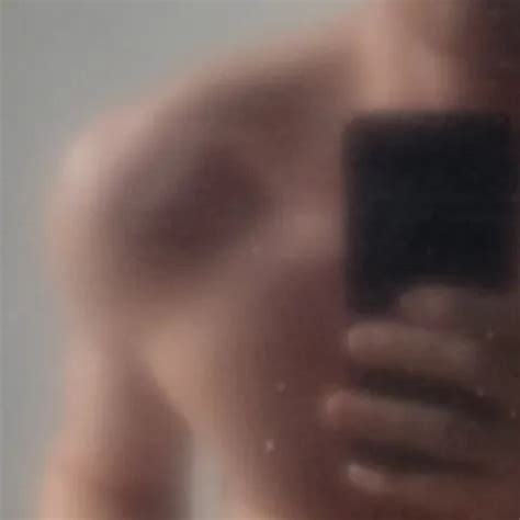 Hübsche deutsche Latina nutte fickt ohne kondom mit User xHamster