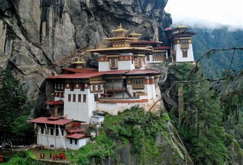 The Beauty of Bhutan - Samantha Brown's Places to Love