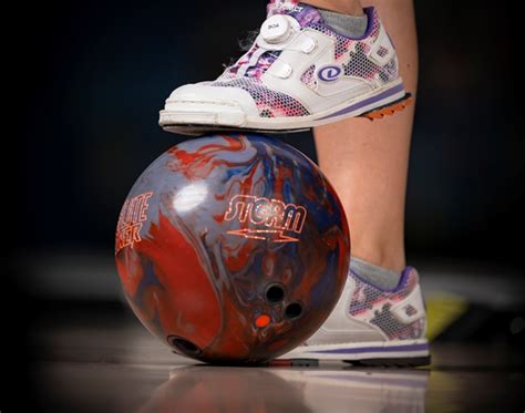 Warm Up For Bowling - Official Website of PWBA Pro Bowler Verity Crawley