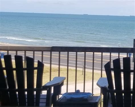 Galveston Beaches | Beautiful Coastlines & Vacation Rentals