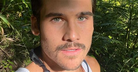 Nicolas Prattes Se Pronuncia Ap S Pol Mica Aplicativo De Relacionamento Gay Isto Independente