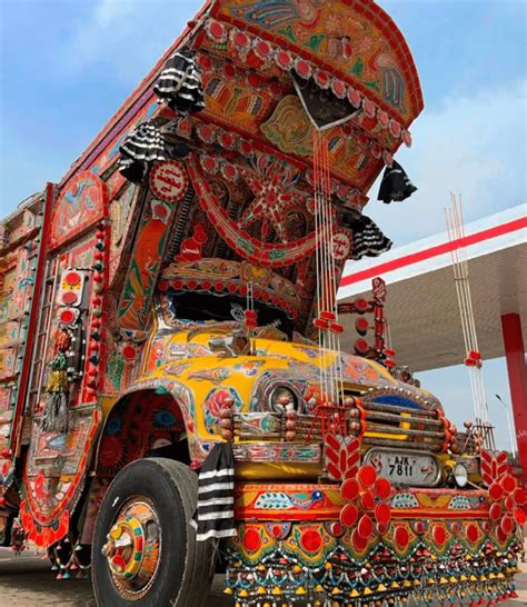 Pakistani Truck Art In Your Area Exuberant Bedazzled Pakistani Trucks