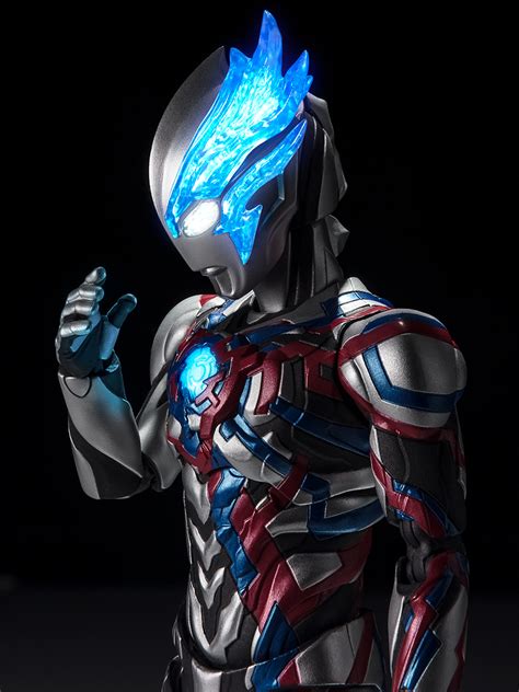 Shfiguarts Ultraman Blazar Tamashii Web