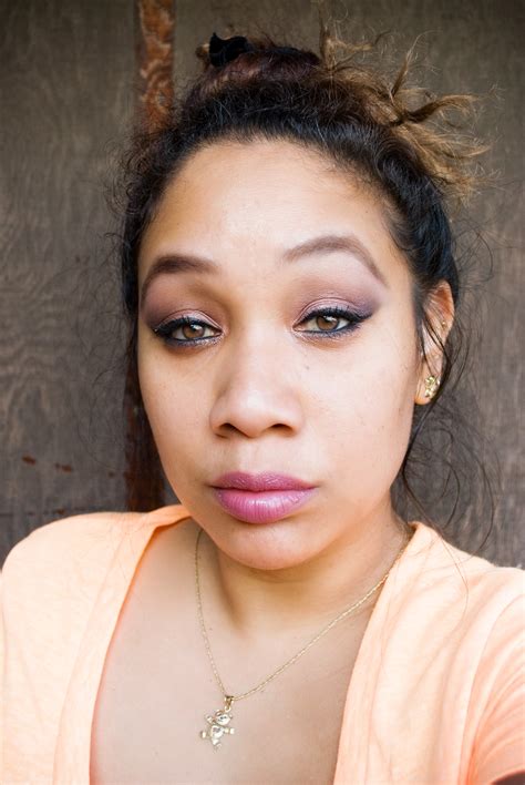 Urban Decay Naked Palette Review Swatches And Photos Honeygirl S World A Hawaii