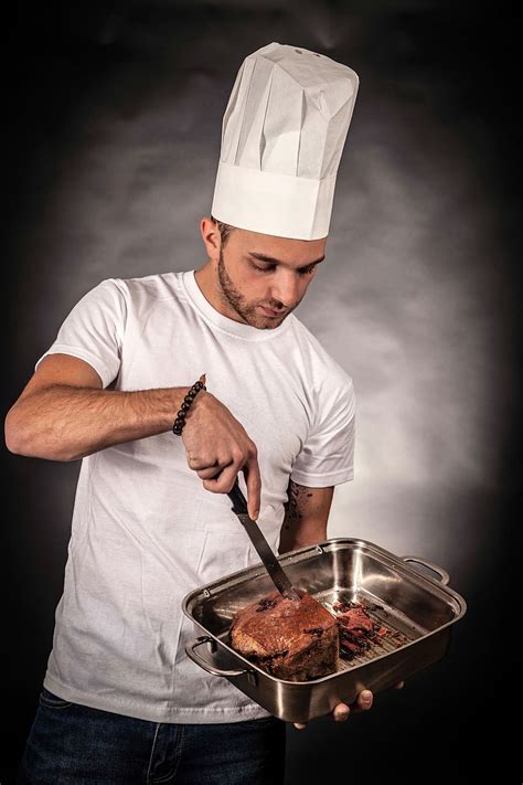 chef holding tong, chef, cook, food, kitchen, man, meat, pan | Piqsels