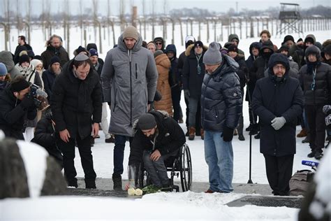 Voyage De La M Moire Pour Une D L Gation Sportive Auschwitz Avant