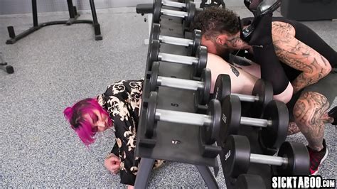 Shemale Gym Rat Lena Moon Fucked In Tight Ass And Enjoyed Strangers Cock XVIDEOS
