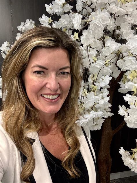 Empowering Women: A Life-Changing Journey - Entry Envy