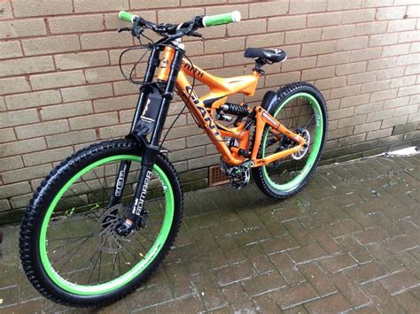 giant faith  downhill mountain bike full custom cheap