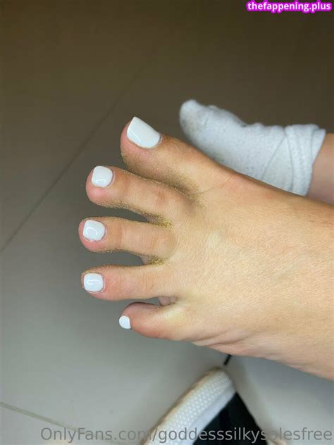 Goddesssilkysolesfree Theeepursuitofselflove Nude OnlyFans Photo The Fappening Plus