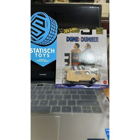 Jual Hot Wheels Mutt Cutts Van Dumb And Dumber Pop Culture Hotwheels Premium Shopee Indonesia