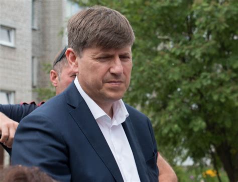 Алиханов ответил на просьбу «уволить Кропоткина»